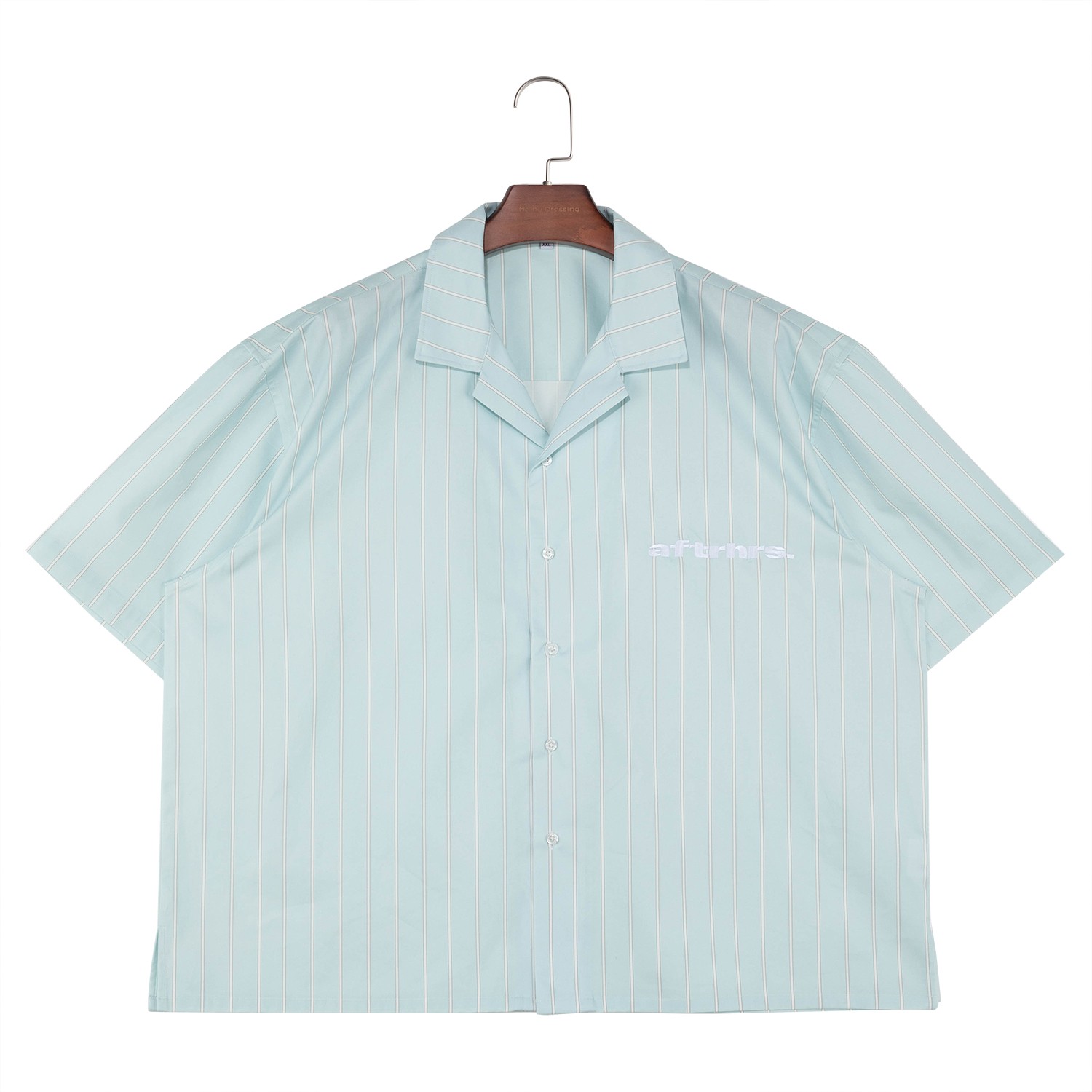 Men's 100% Cotton Printing And Embroidered  Blue And White Stripes Short Sleeve Button Down Shirts