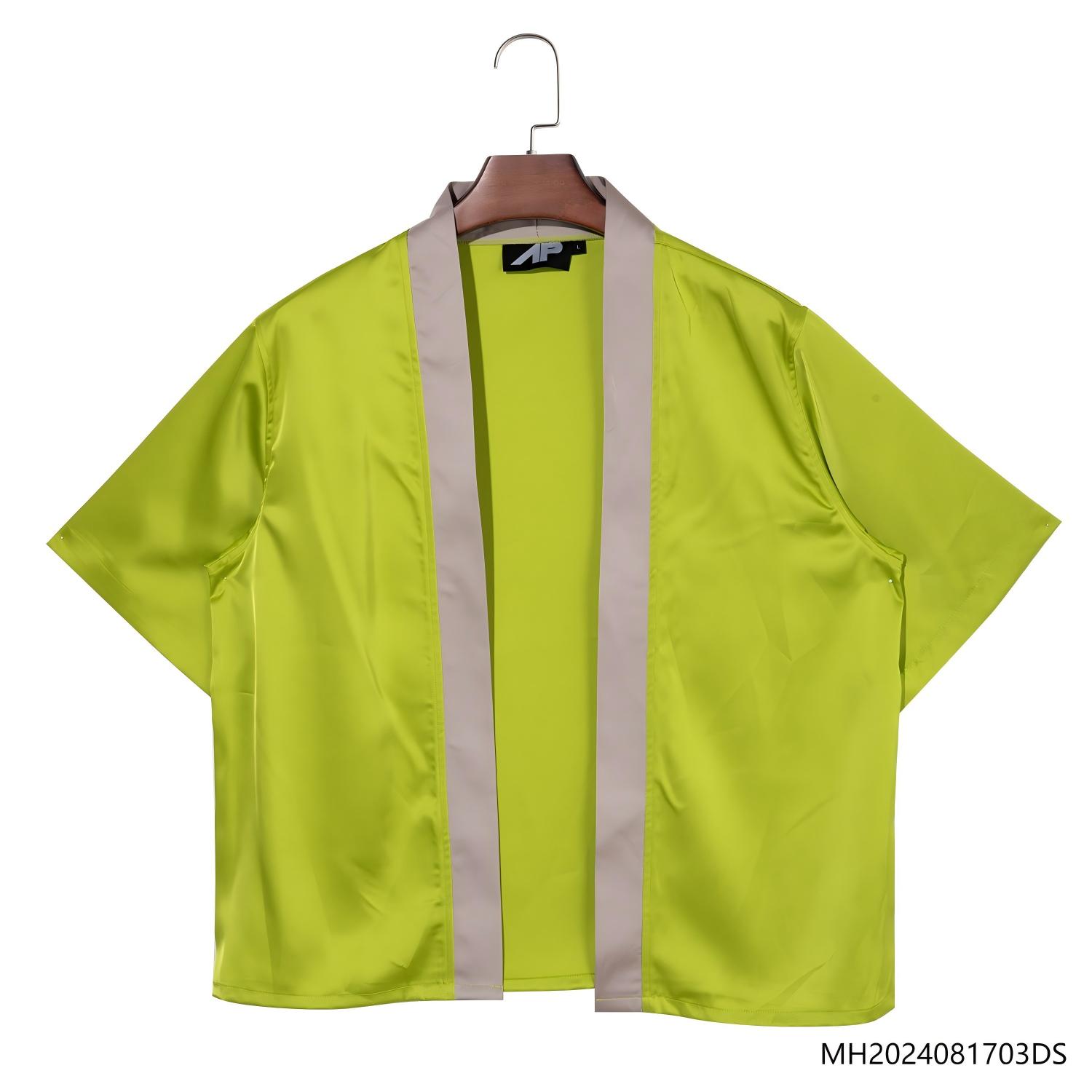 Men's 100% Polyester Wholesale Lightweight Green Short Sleeve Cardigan Design for Trainings and Competitions