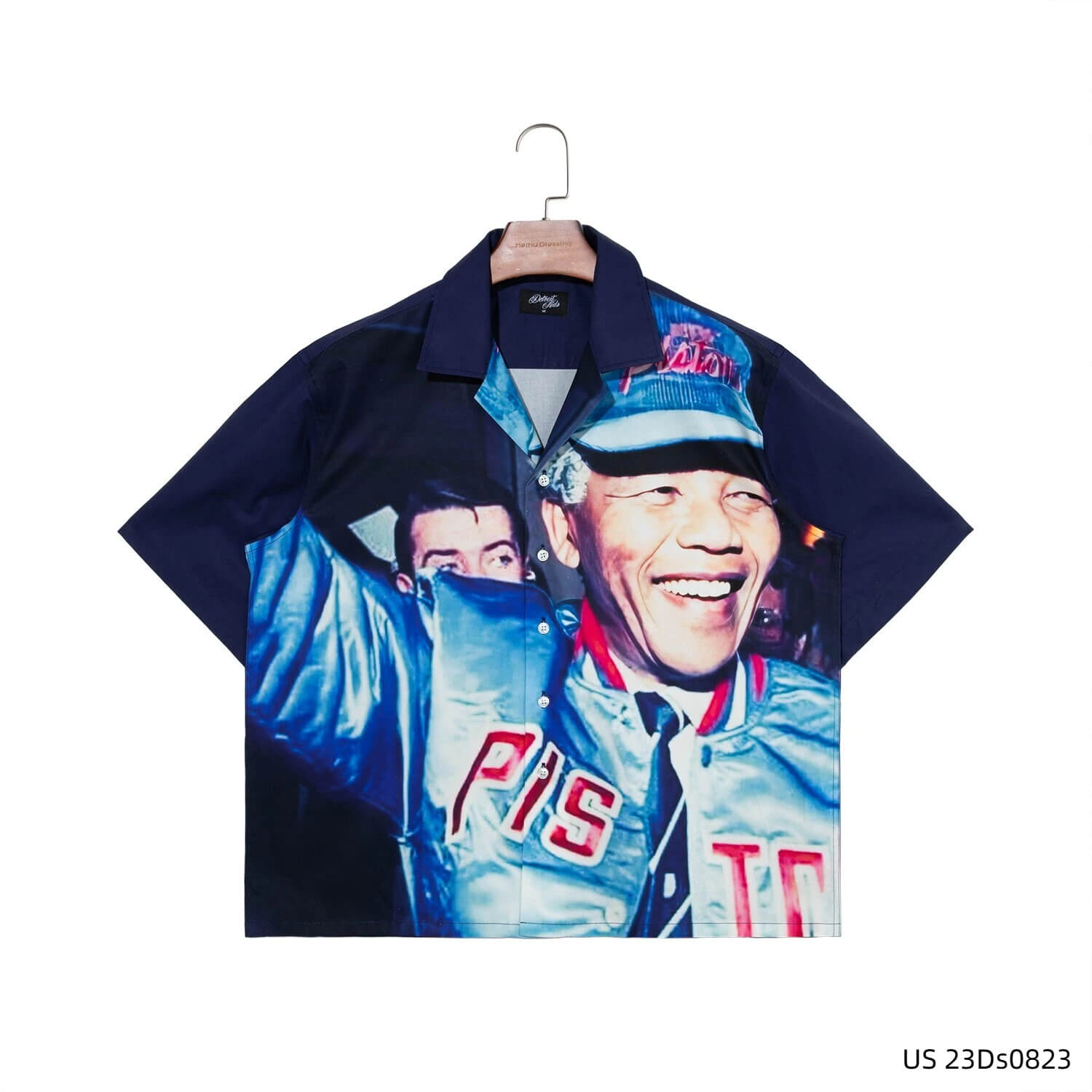 Men's 100% Cotton Short Sleeve Button Down Shirts With Portraits Of The Characters Printed On The Front