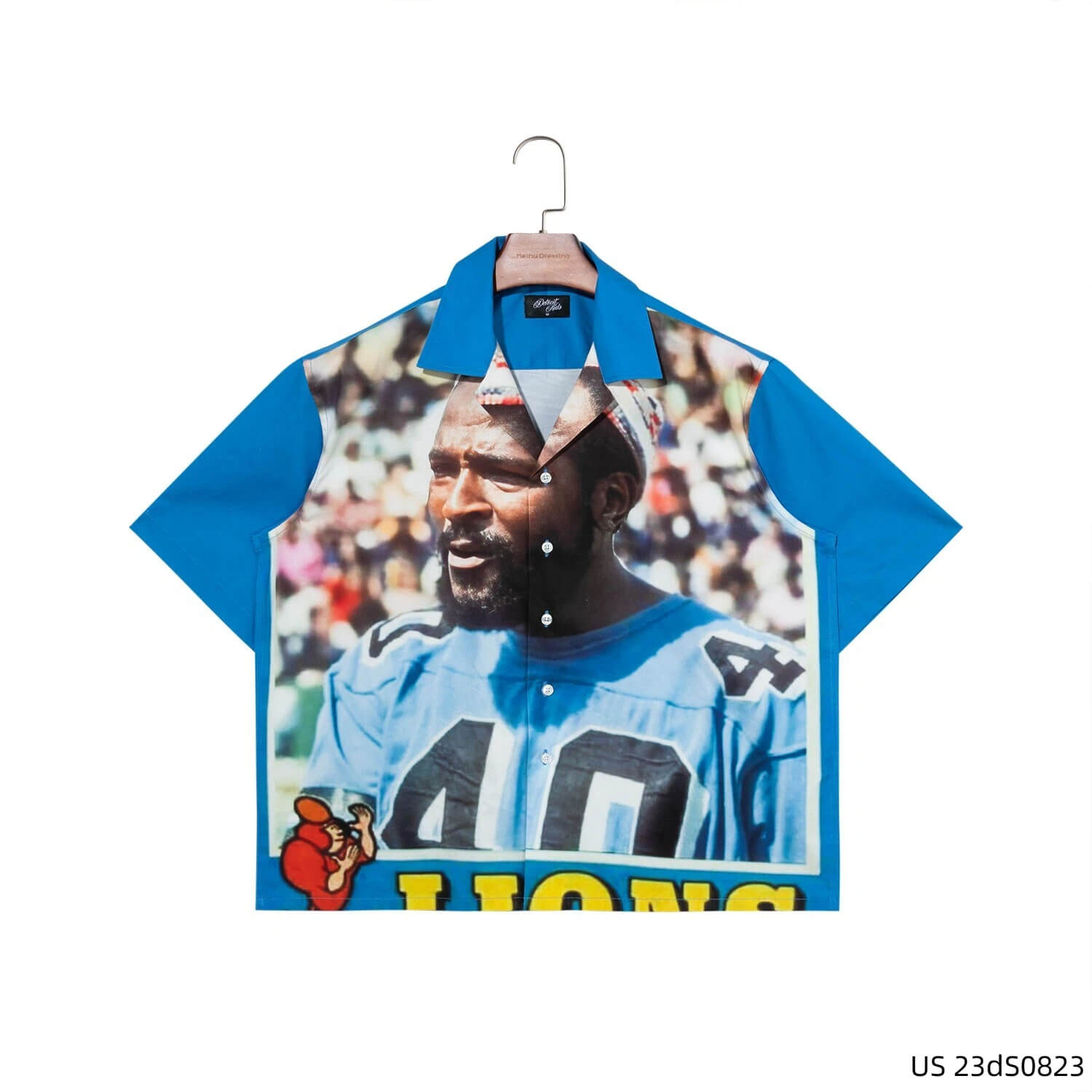 Men's 100% Cotton Short Sleeve Button Down Shirts With Portraits Of The Characters Printed On The Front