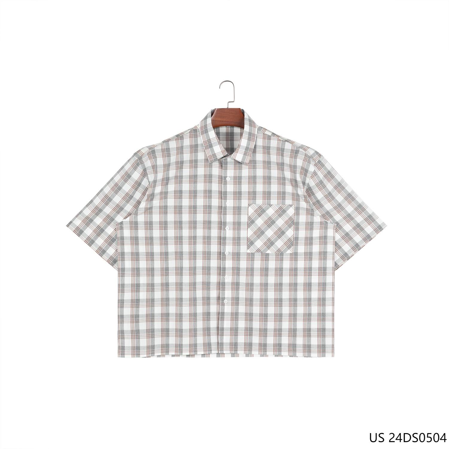 Men's 100% Cotton  White And Gray Stripes Printing On The Background  Short Sleeve Button Down Shirts