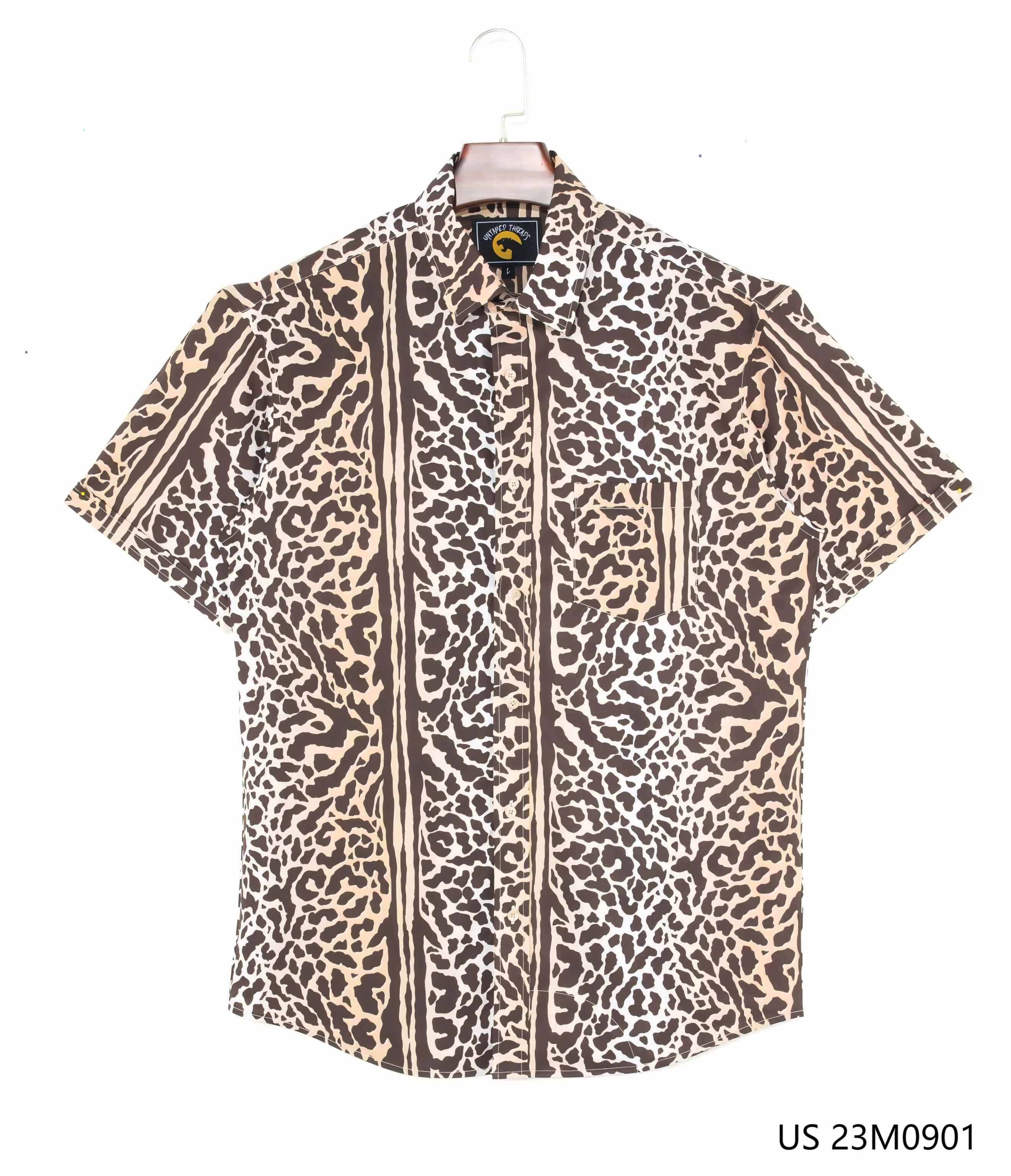 Men's 48% Polyester 37% Recycled 15% Spandex Leopard Printed Short Sleeve Button Down Shirts